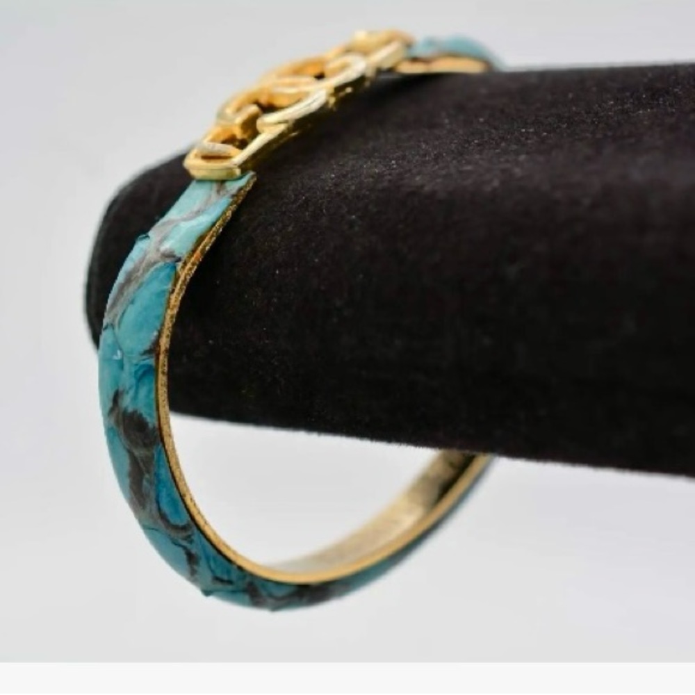 Vintage Gucci GG 24kt gold plated logo snakeskin bracelet - Picture 5 of 7
